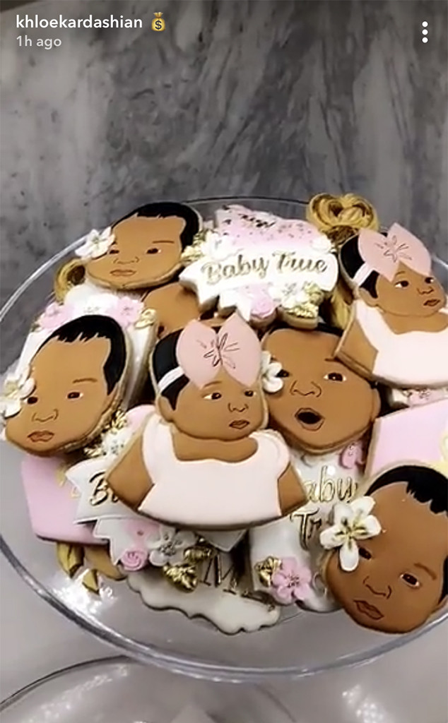 Khloe Kardashian, True Thompson, Cookies, Father's Day 2018 Khloe Kardashian, True Thompson, Cookies, Father's Day 2018